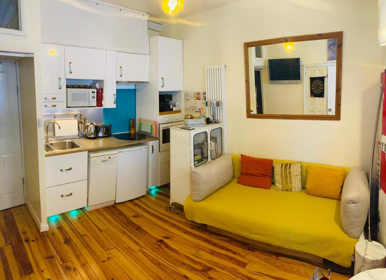 Two Top Central Beach Studios - Also Separate Spa Cabin And Watersports Brighton Kültér fotó